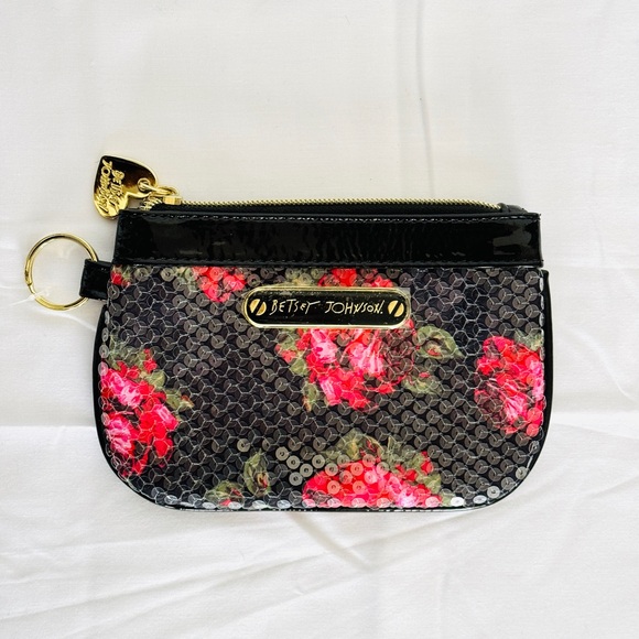 BETSEY JOHNSON Sequin Black & Red Roses Coin Purse Pouch NWT - Picture 2 of 10